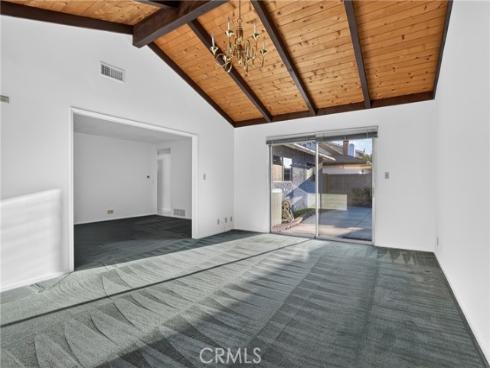 5071 Tripoli , Los Alamitos, CA