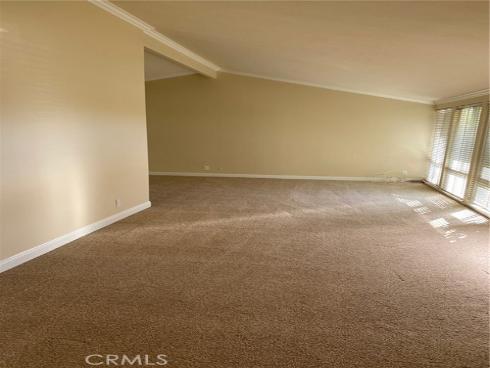 3352 Rowena , Los Alamitos, CA