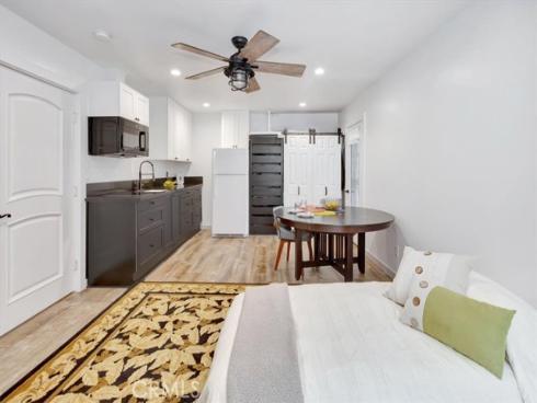 8532 Washington , Midway City, CA