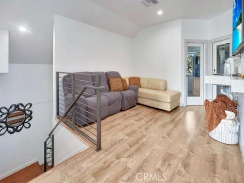 8532 Washington , Midway City, CA