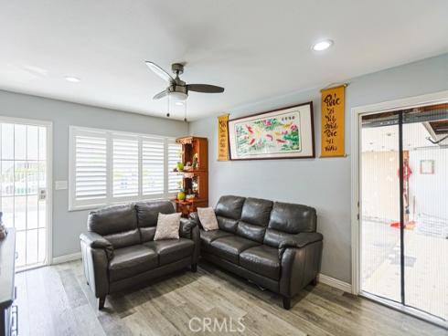 14671 Hunter Ln , Midway City, CA
