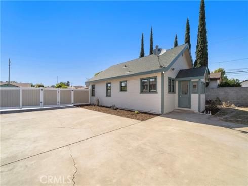14632 Jackson , Midway City, CA