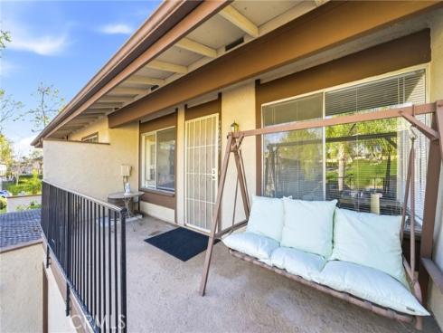 26247 Via Roble 20 , Mission Viejo, CA