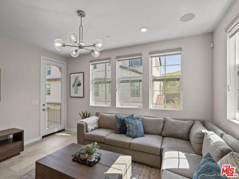 205 Niebla Lane, Mission Viejo, CA