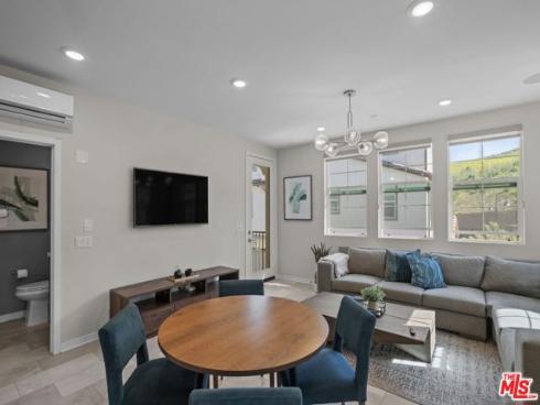 205 Niebla Lane, Mission Viejo, CA