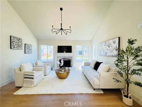 23247 Villena , Mission Viejo, CA