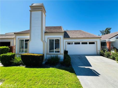 23247  Villena  , Mission Viejo, CA