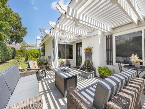 23365 Villena , Mission Viejo, CA