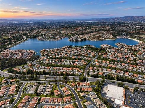 23365 Villena , Mission Viejo, CA