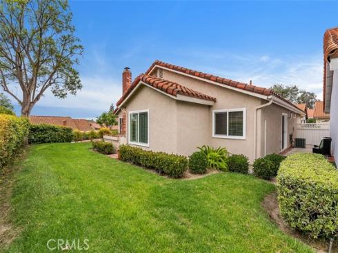 27684 Calle Valdes , Mission Viejo, CA