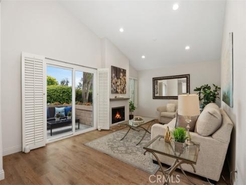 27684 Calle Valdes , Mission Viejo, CA