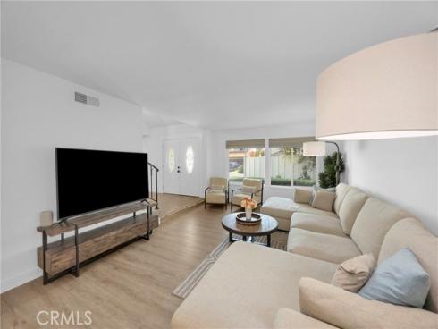 26541 Valpariso , Mission Viejo, CA