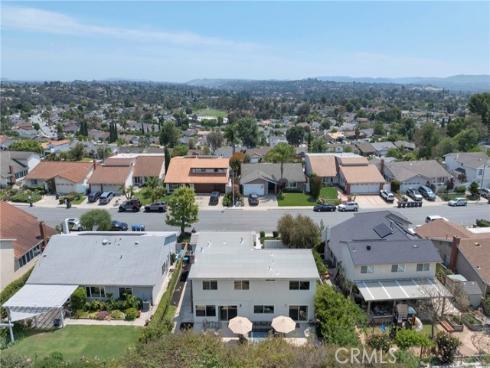 26541 Valpariso , Mission Viejo, CA