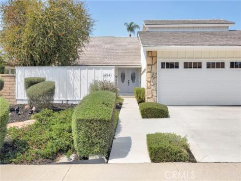 26541 Valpariso , Mission Viejo, CA