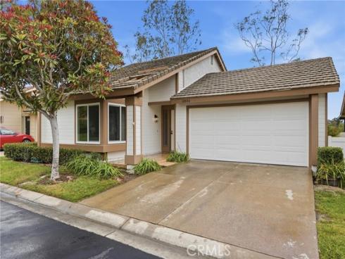 23592 Villena , Mission Viejo, CA