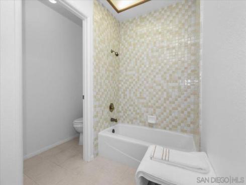 28192 Alava , Mission Viejo, CA