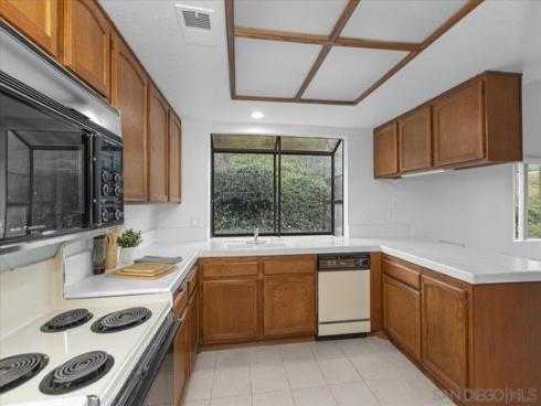 28192 Alava , Mission Viejo, CA