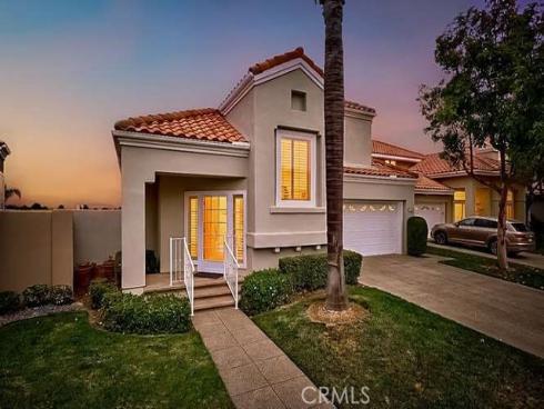 21285 Amora , Mission Viejo, CA