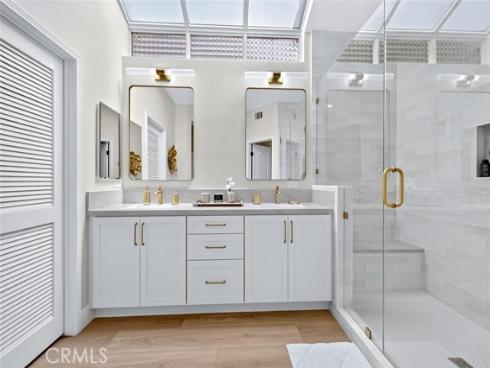 21285 Amora , Mission Viejo, CA