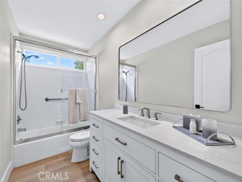 21285 Amora , Mission Viejo, CA