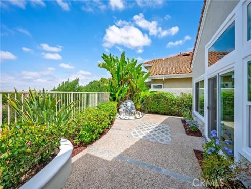 21285 Amora , Mission Viejo, CA