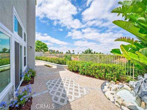 21285 Amora , Mission Viejo, CA