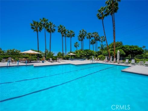 21285 Amora , Mission Viejo, CA