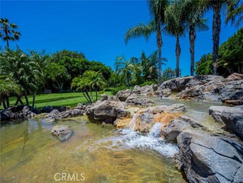 21285 Amora , Mission Viejo, CA