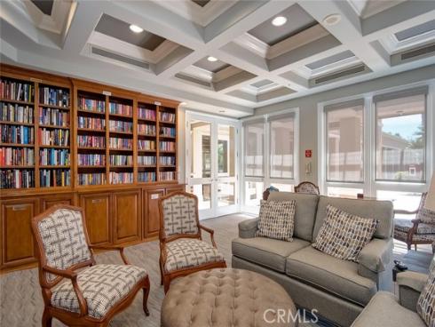 21285 Amora , Mission Viejo, CA