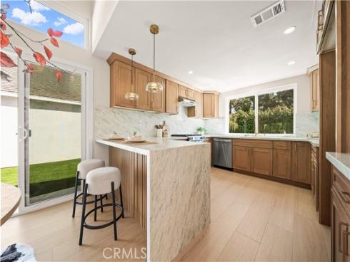 21195 Cedar Ln , Mission Viejo, CA