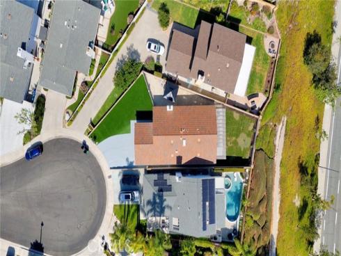 24852  Lagrima  , Mission Viejo, CA