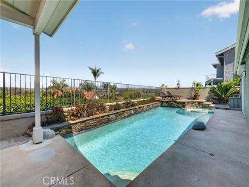 27441 Valderas , Mission Viejo, CA