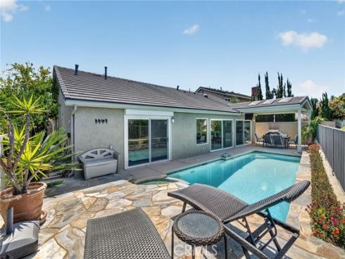 27441 Valderas , Mission Viejo, CA
