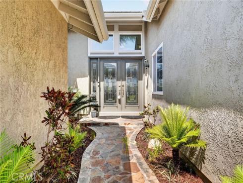27441 Valderas , Mission Viejo, CA
