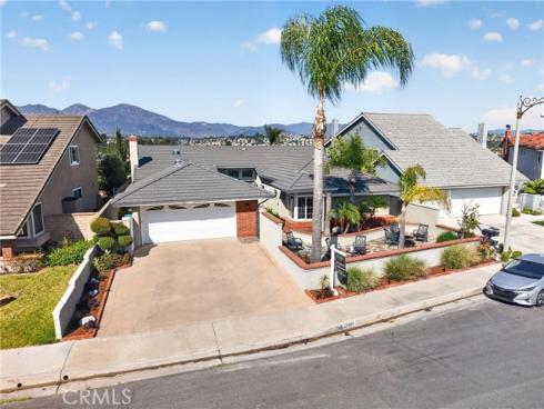 27441 Valderas , Mission Viejo, CA