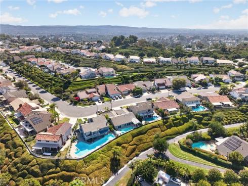 27441 Valderas , Mission Viejo, CA
