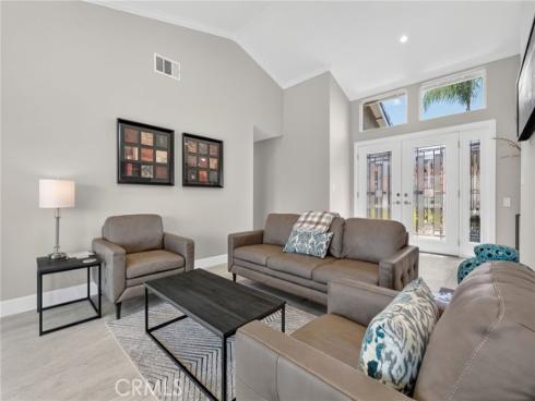 27441 Valderas , Mission Viejo, CA