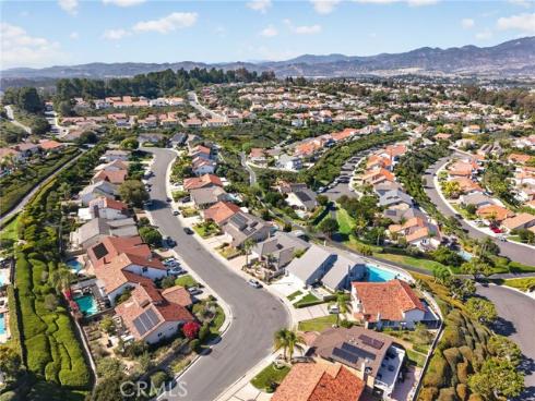 27441  Valderas  , Mission Viejo, CA