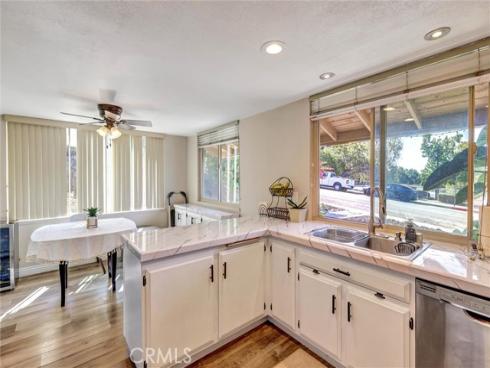 25231 Pericia , Mission Viejo, CA