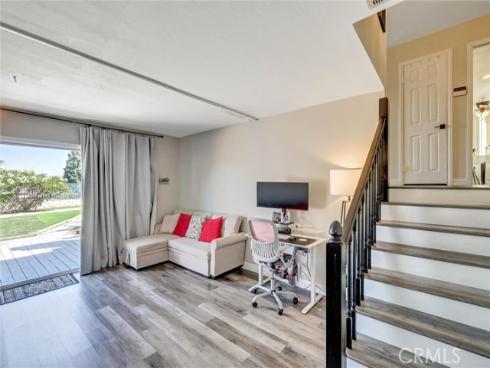 25231 Pericia , Mission Viejo, CA