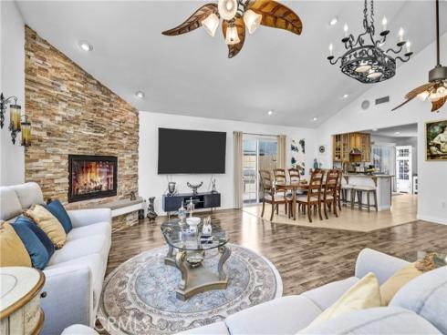 23801 Lindley , Mission Viejo, CA