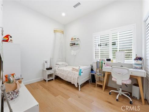 28435 Ronea , Mission Viejo, CA