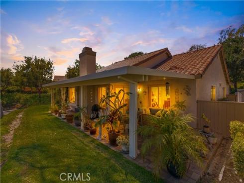 23672 Villena , Mission Viejo, CA