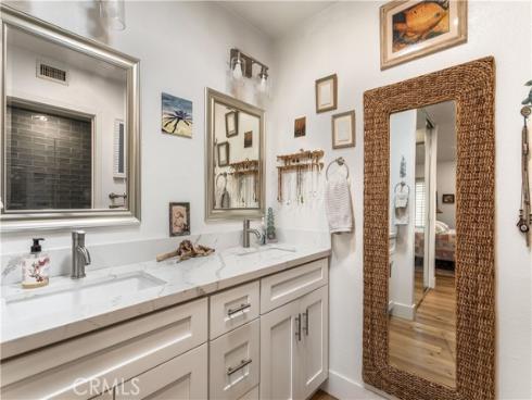 23672 Villena , Mission Viejo, CA