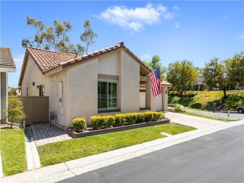 23672 Villena , Mission Viejo, CA