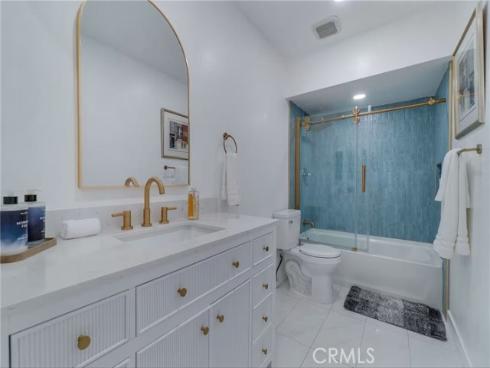 25421 Adriana , Mission Viejo, CA