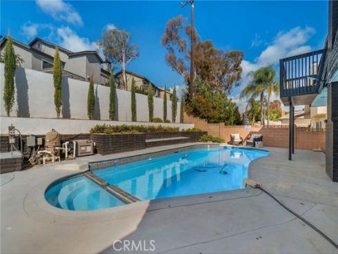 25421  Adriana  , Mission Viejo, CA