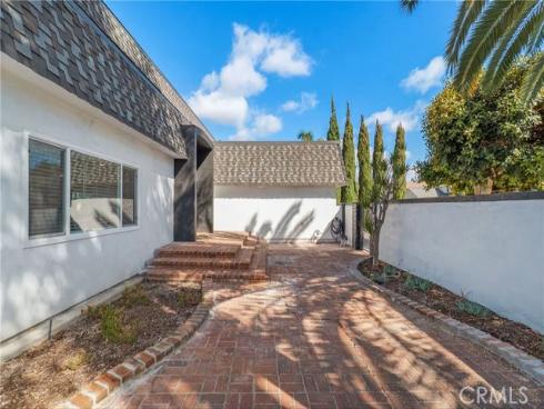 25421 Adriana , Mission Viejo, CA