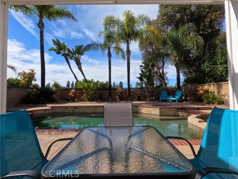 21865 Jinetes , Mission Viejo, CA