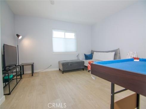 21865 Jinetes , Mission Viejo, CA